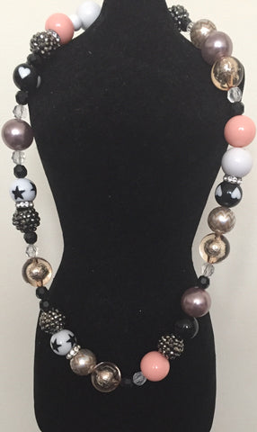 Women’s elastic bracelets and necklace set
